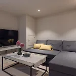 Central, Comfortable *