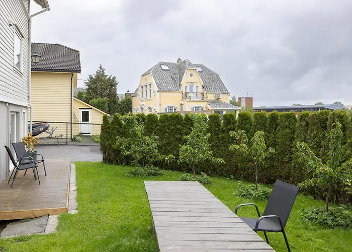 Central, Comfortable Stavanger